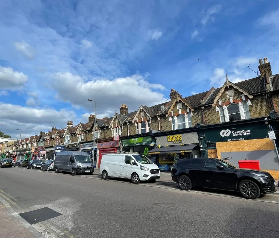 704 Lea Bridge Road & 11 Knotts Green Mews, Leyton, London, E10 6AW