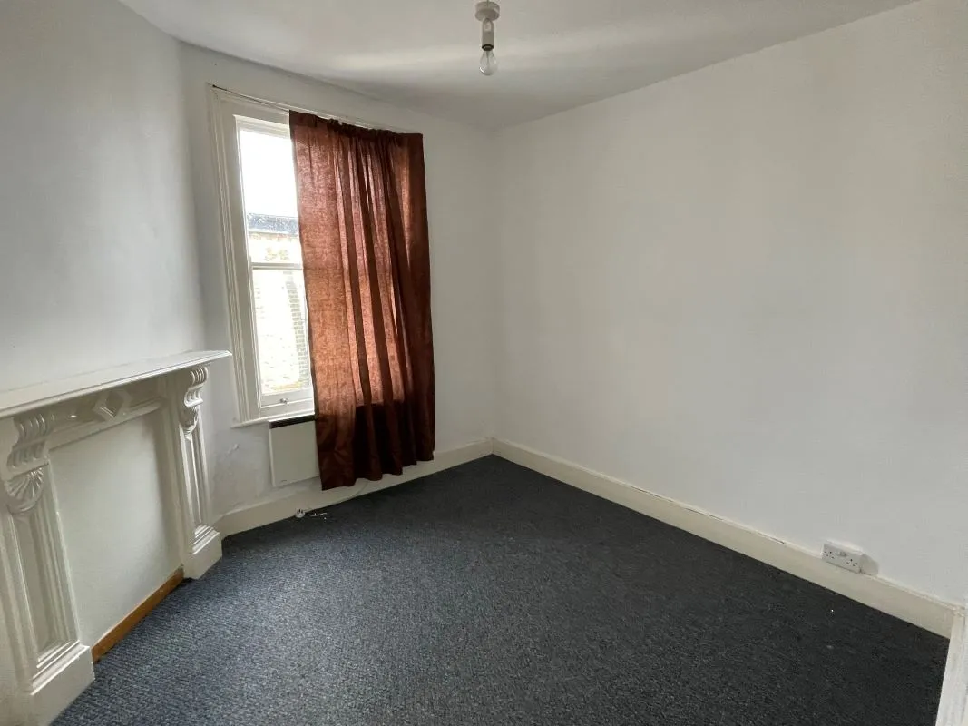 704 Lea Bridge Road & 11 Knotts Green Mews, Leyton, London, E10 6AW