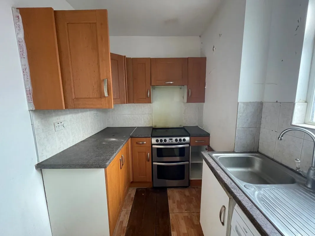 704 Lea Bridge Road & 11 Knotts Green Mews, Leyton, London, E10 6AW