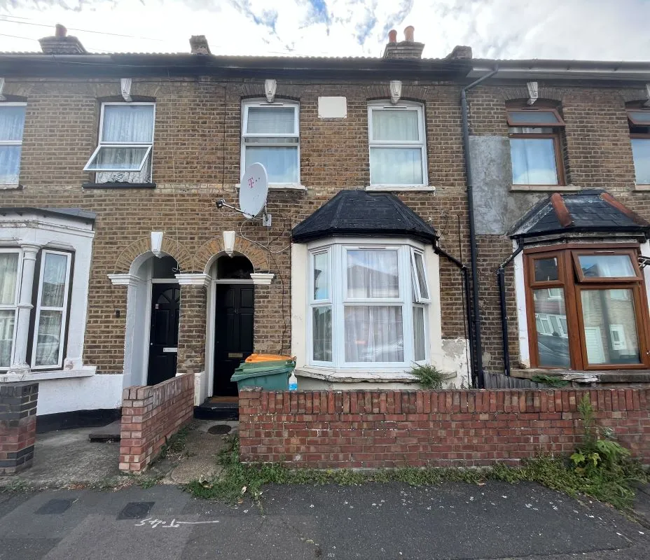 41 Dunmow Road, Stratford, London, E15 1TZ