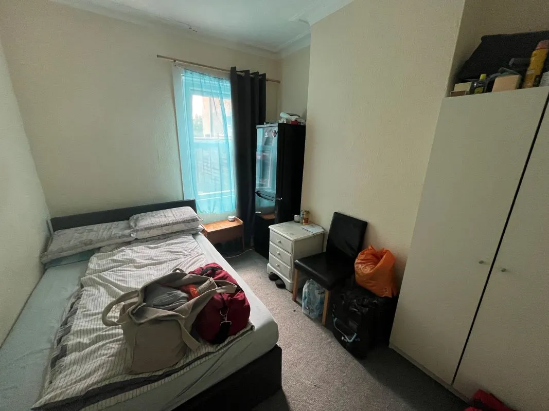 41 Dunmow Road, Stratford, London, E15 1TZ