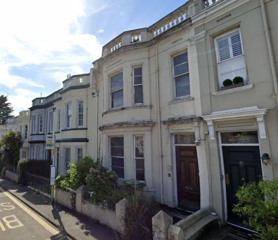487 Babbacombe Road, Torquay, Devon, TQ1 1HL