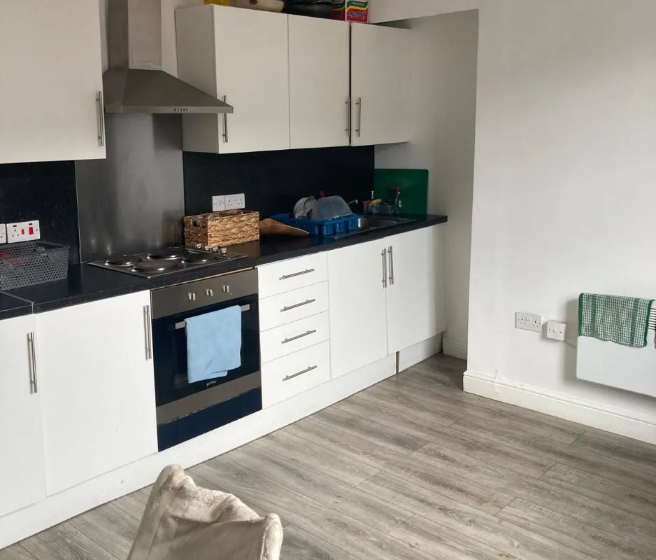 3 Trentham Place, Leeds, West Yorkshire, LS11 6HR