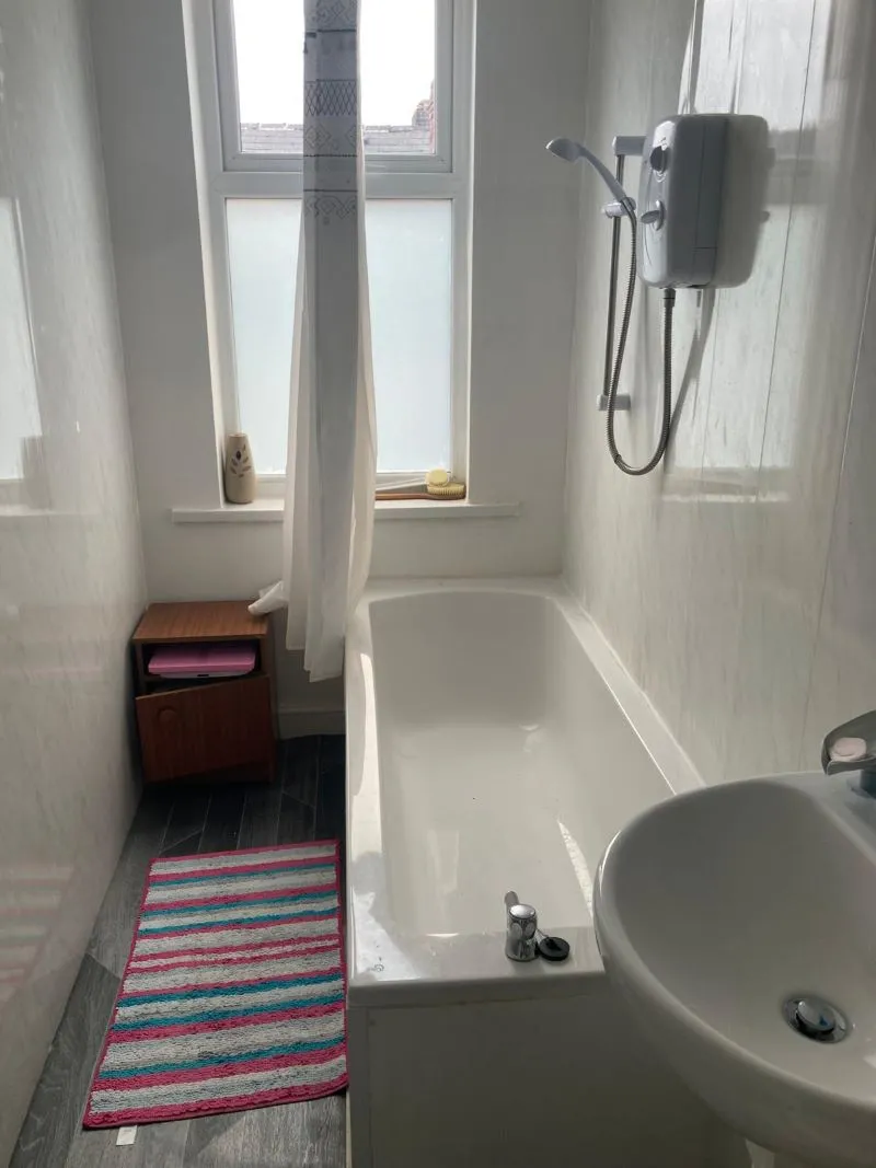 3 Trentham Place, Leeds, West Yorkshire, LS11 6HR