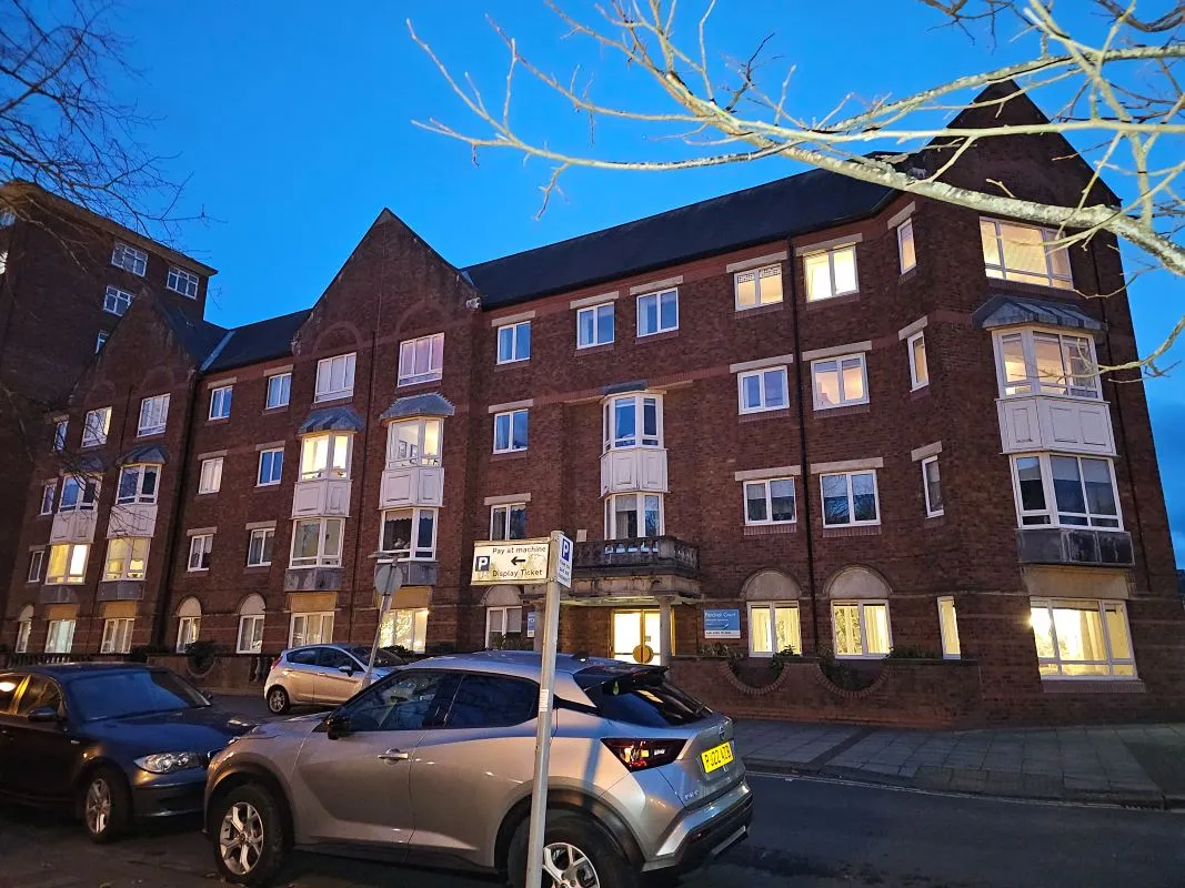 12 Percival Court, Lord Street, Southport, Merseyside, PR8 1QD