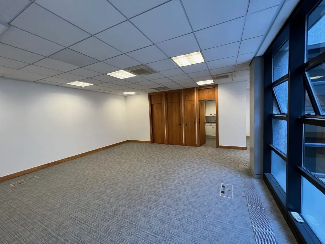 Suite 21 Beaufort Court, Admirals Way, London, Tower Hamlets, E14 9XL
