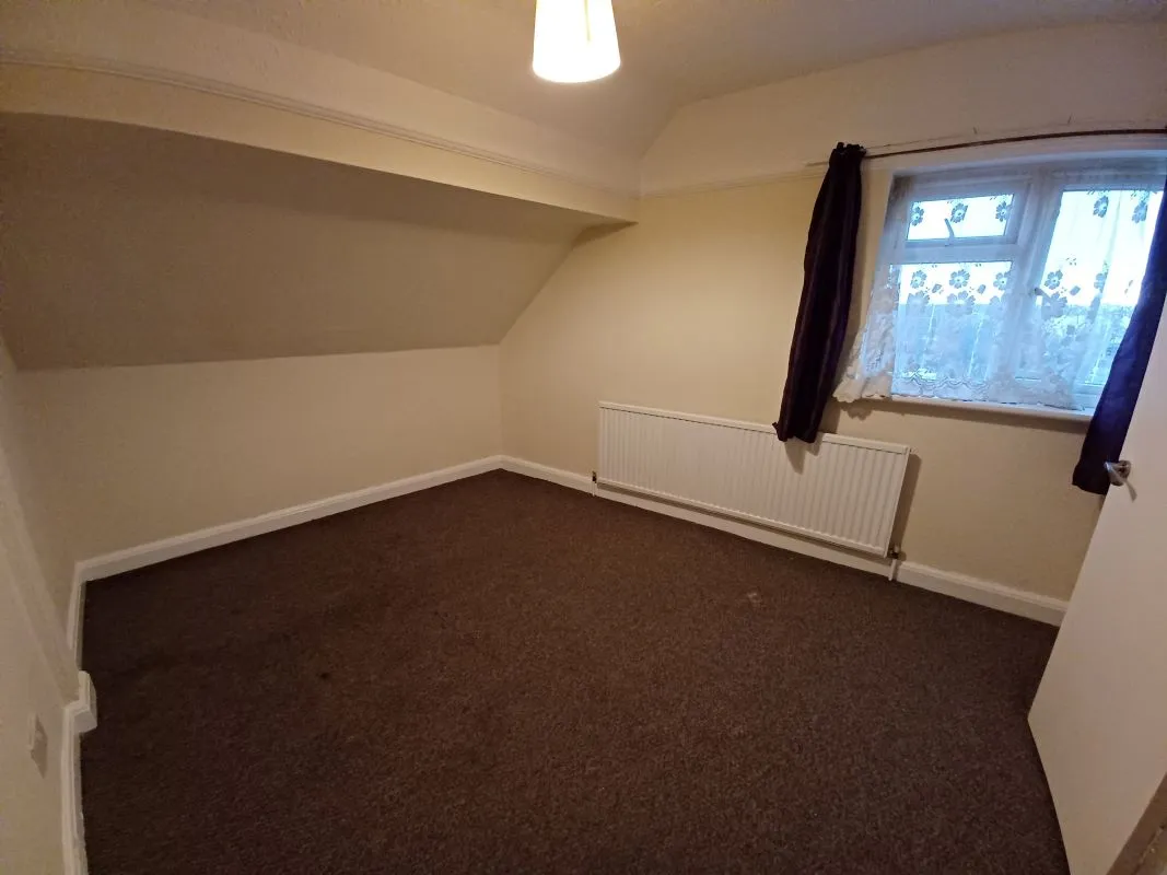 19 Hatch Lane, London, E4 6LP