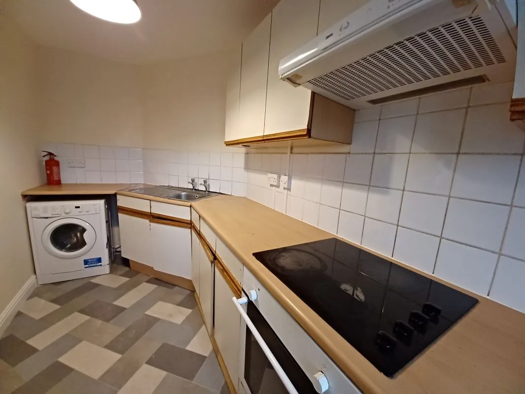 19 Hatch Lane, London, E4 6LP