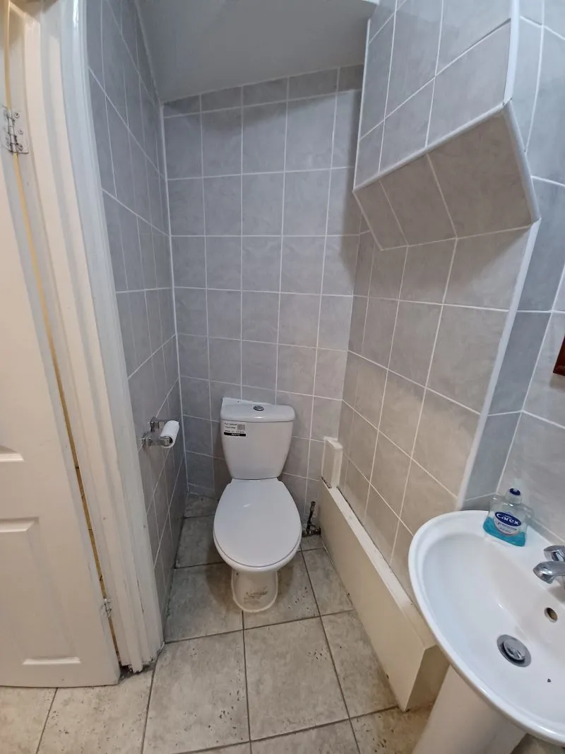19 Hatch Lane, London, E4 6LP