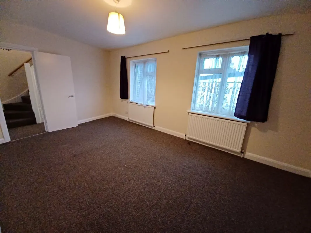 19 Hatch Lane, London, E4 6LP
