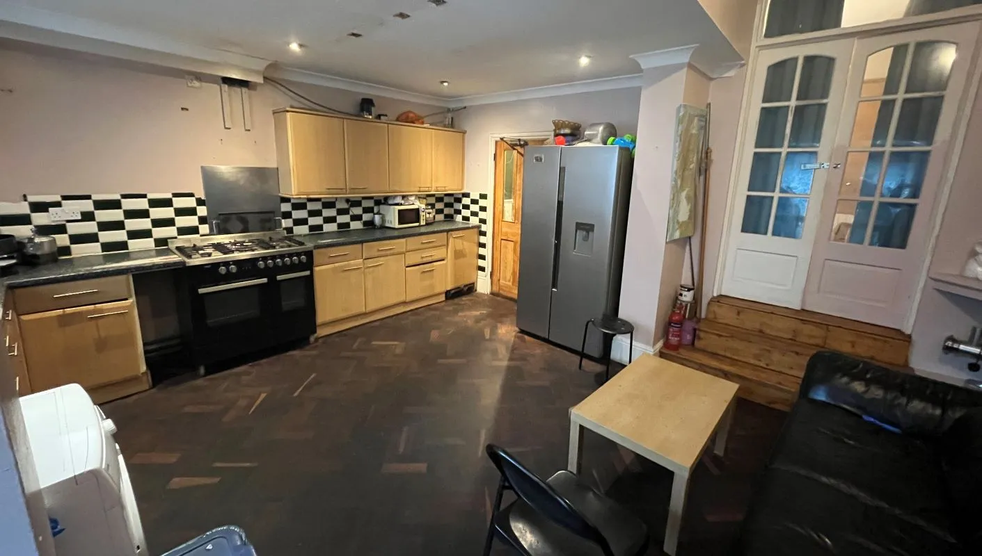 2A Beatty Road, Stoke Newington, London, N16 8EB