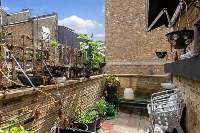 2A Beatty Road, Stoke Newington, London, N16 8EB