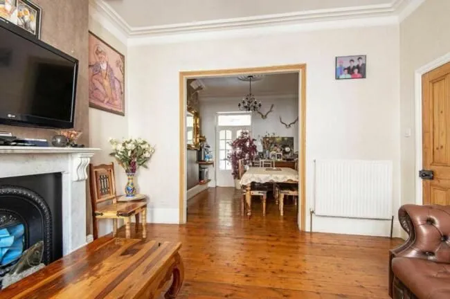 2A Beatty Road, Stoke Newington, London, N16 8EB