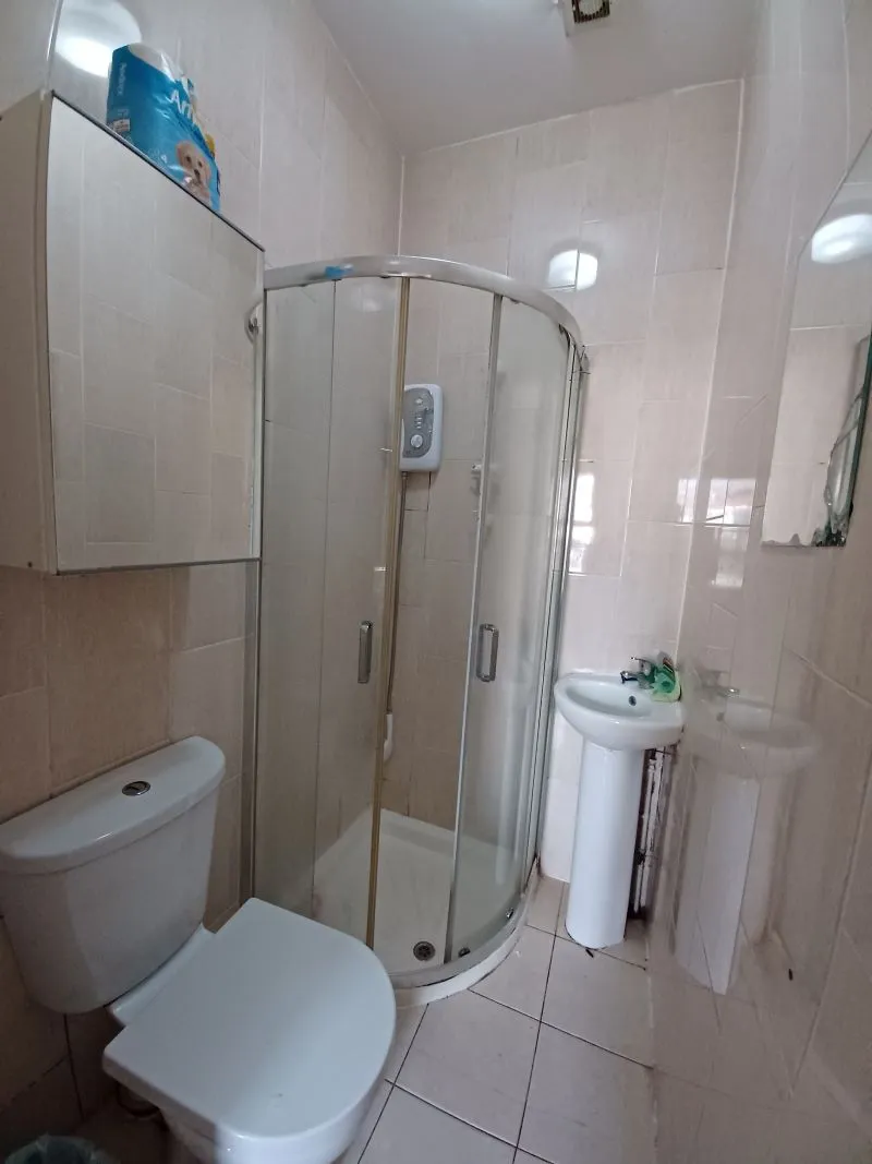 9 Scarborough Road, London, E11 4AL