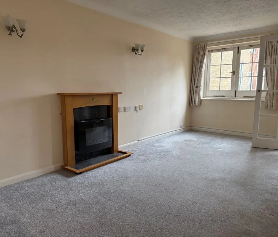 Flat 19 Deans Mill Court, The Causeway, Canterbury, Kent, CT1 2BF