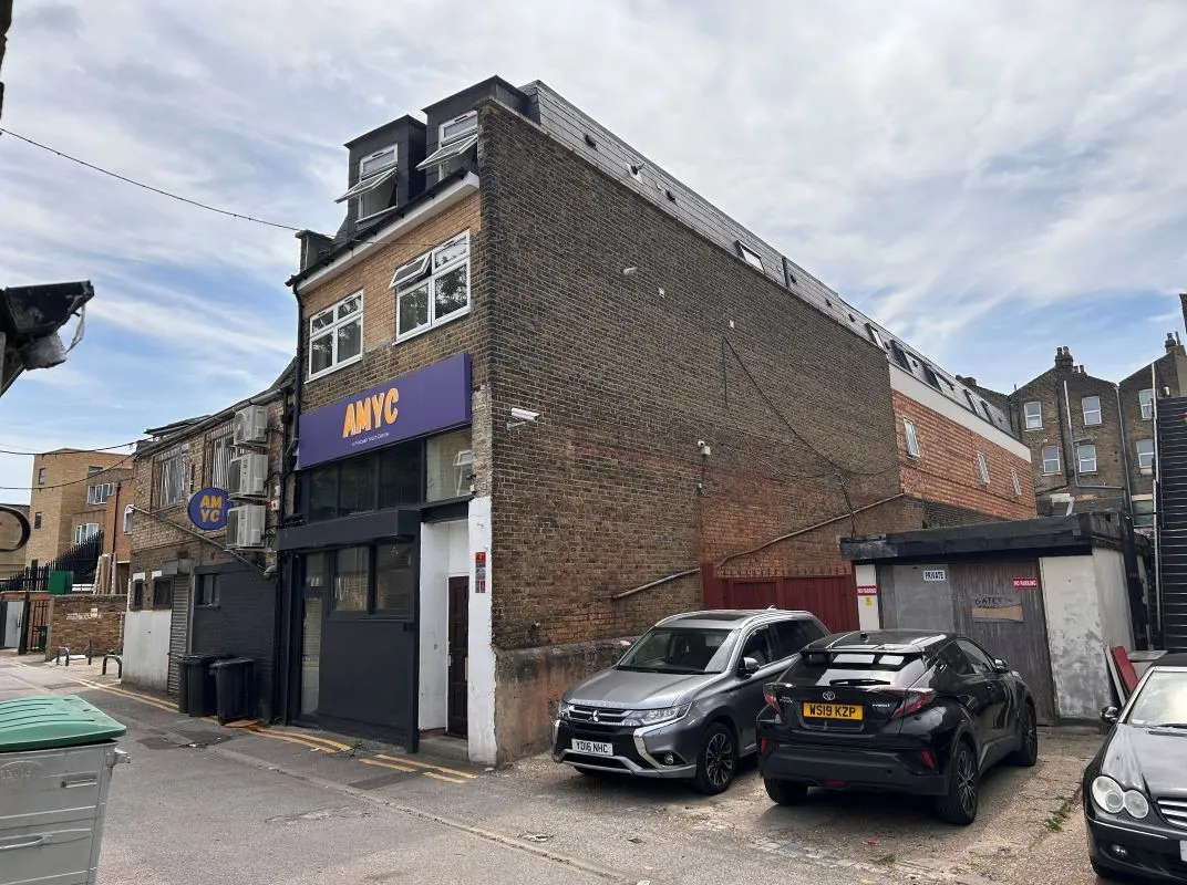 A Portfolio of properties at, 625 to 633 High Road, Seven Kings, Ilford, Essex, IG3 8RA