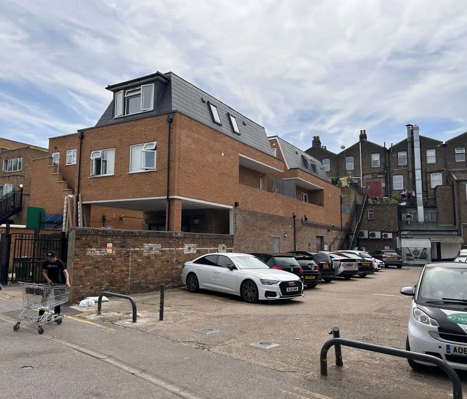 A Portfolio of properties at, 625 to 633 High Road, Seven Kings, Ilford, Essex, IG3 8RA