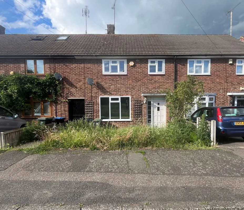 4 Rookwood Avenue, Loughton, Essex, IG10 2DG