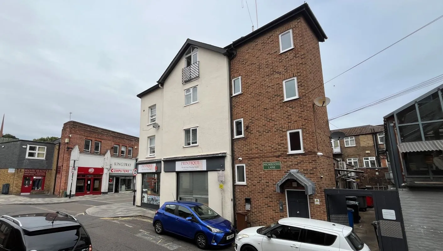 Blandy House and Shops, King Street, and Flats 1 to 3, Nicholson Lane, Maidenhead, SL6 1DZ