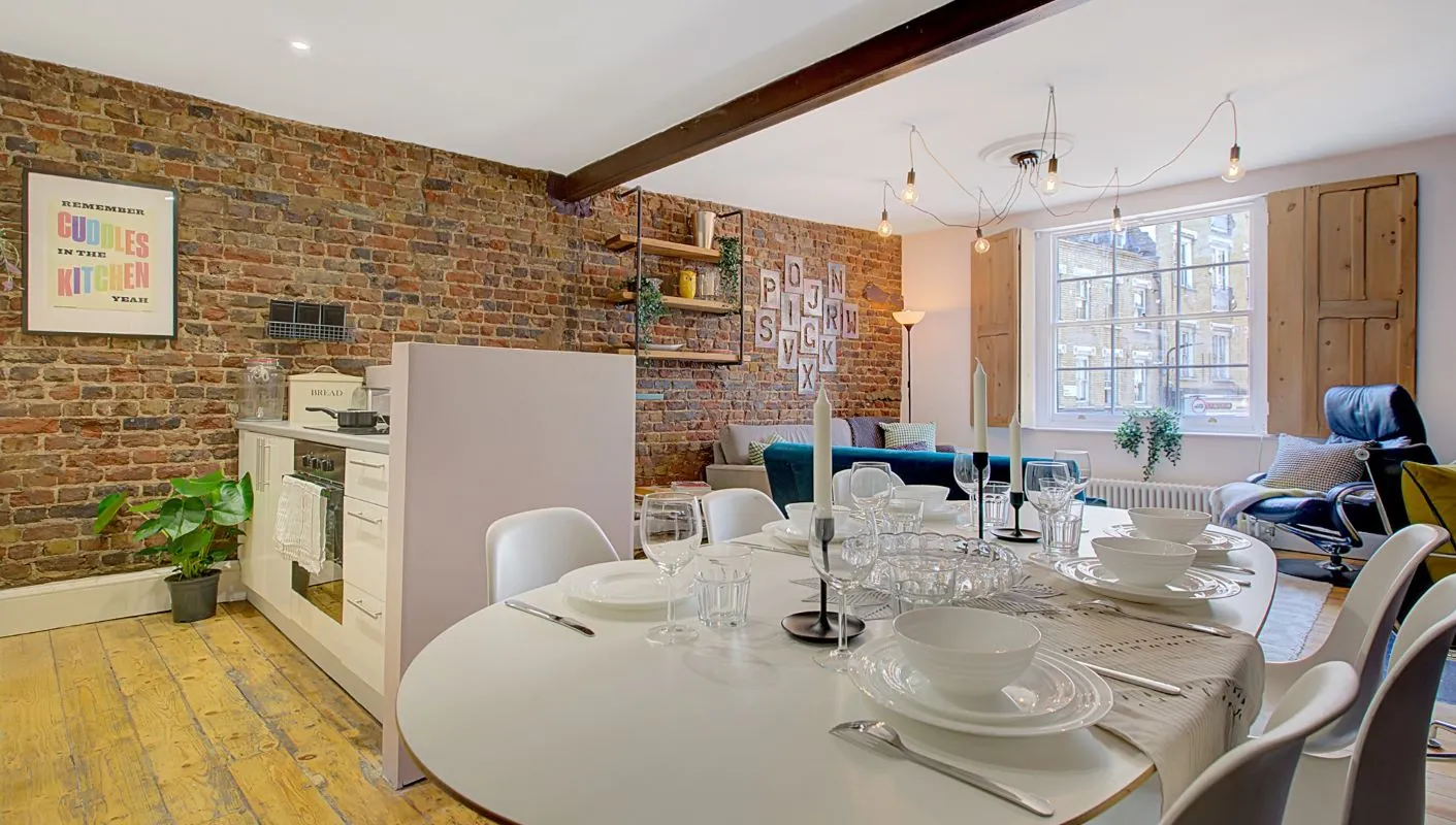 340 Old Street, London, EC1V 9DS