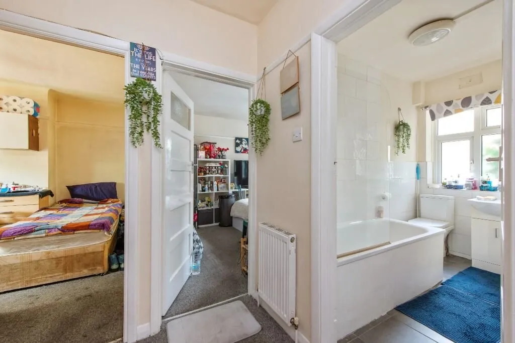 1A Dawlish Road, London, E10 6QB