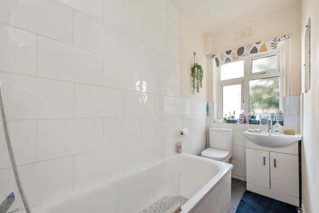 1A Dawlish Road, London, E10 6QB