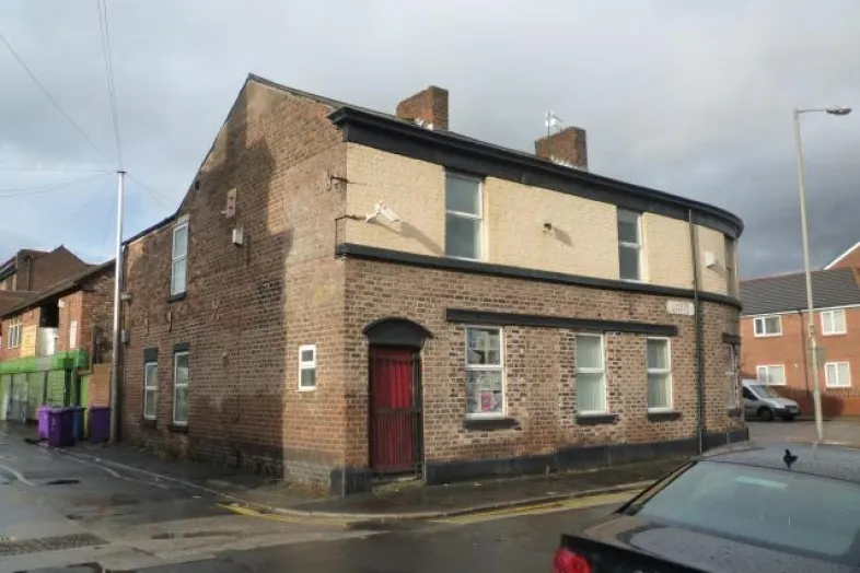 2/4 James Street & 1 Chapel Road, Garston, Liverpool L19 2LS