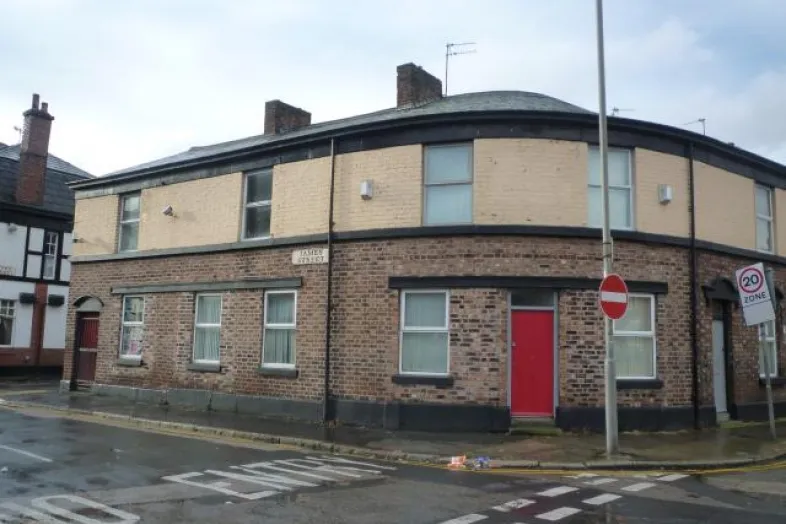 2/4 James Street & 1 Chapel Road, Garston, Liverpool L19 2LS
