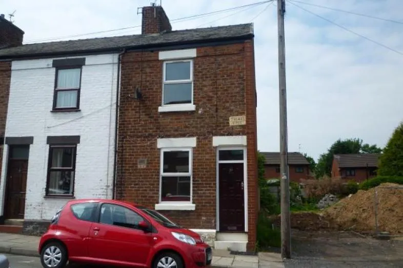 31 Thomas Street, Runcorn, Cheshire WA7 1BU