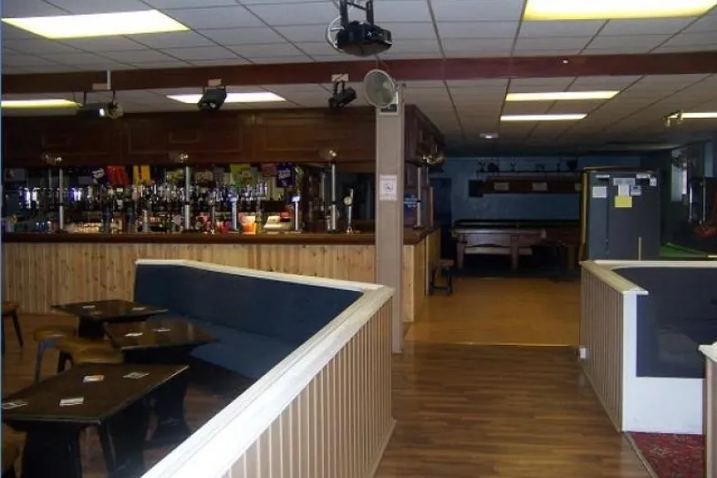 The Albion Hotel, Church Street, Connahs Quay, Flintshire CH5 4UW