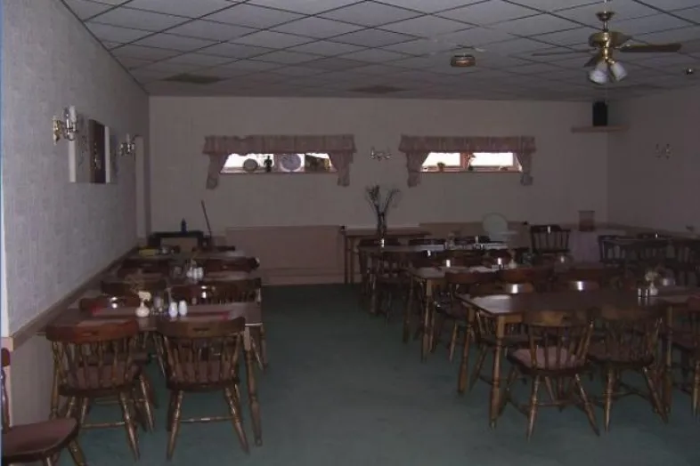 The Albion Hotel, Church Street, Connahs Quay, Flintshire CH5 4UW