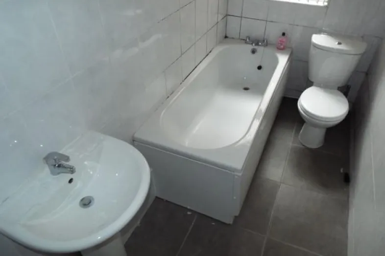 Flat 2, 11 Peel Road, Bootle, Merseyside L20 4RL
