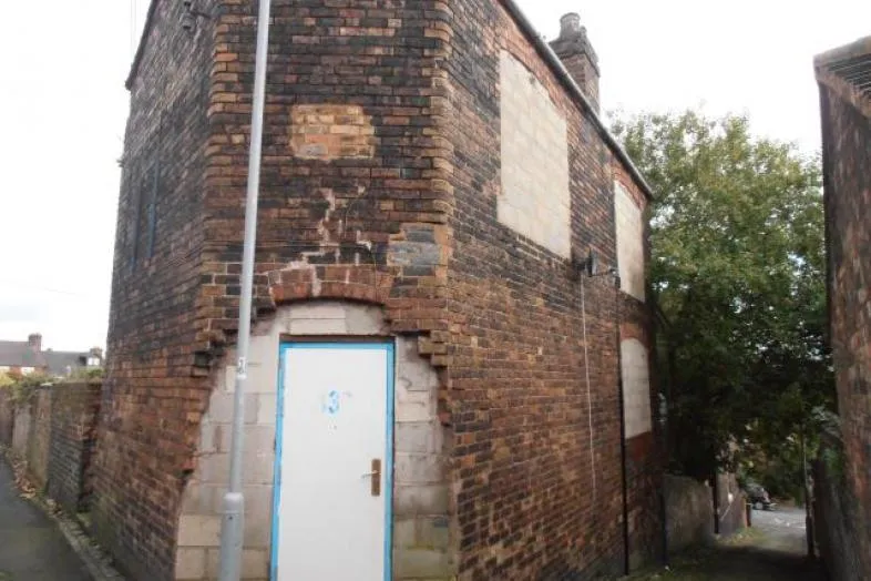 43 Mynors Street, Stoke-on-trent ST1 2DJ