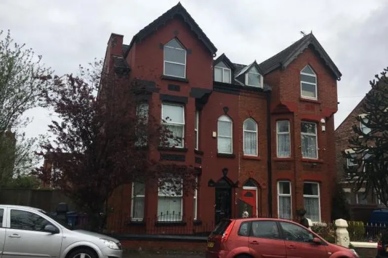 55 Newsham Drive, Liverpool L6 7UQ