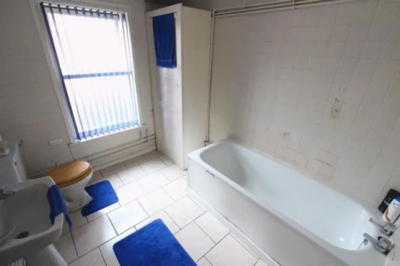34 Litherland Road, Bootle, Merseyside L20 3HZ