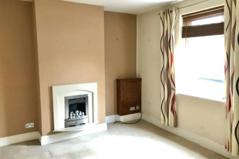 141 Dingle Lane, Winsford, Cheshire CW7 1AA
