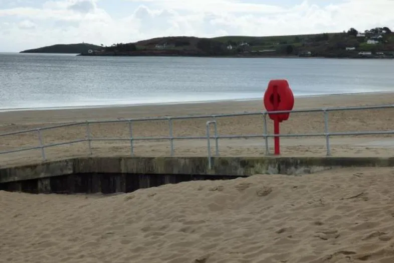 Beach Hut 4, Porth Mawr, Main Beach, Abersoch, Pwllheli, Gwynedd LL53 7EY
