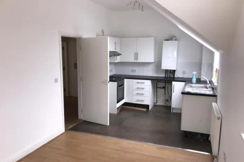 Flat 4, 1a Vicar Road, Liverpool L6 0BW