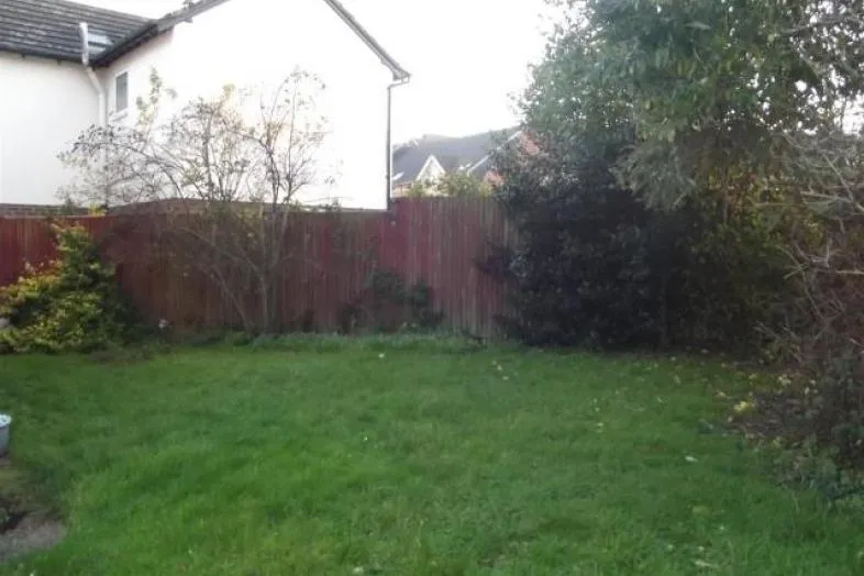 7 St. James Close, Exeter EX4 6QZ