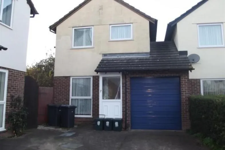 7 St. James Close, Exeter EX4 6QZ