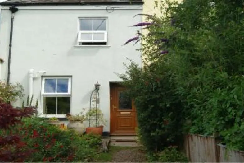 1 Laurel Cottages, Brook Street, Dawlish, Devon EX7 9AH