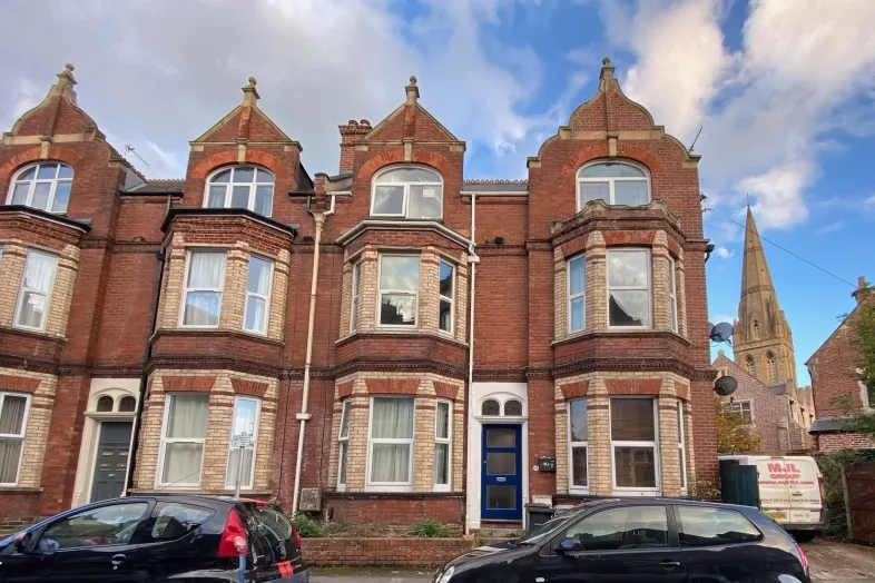 Flat 4, 20 Haldon Road, Exeter EX4 4DZ