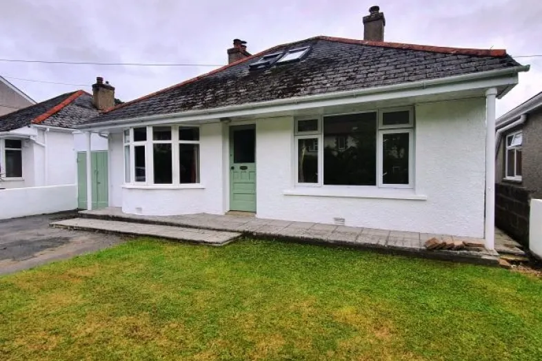 39 Alexandra Road, Illogan, Redruth, Cornwall TR16 4EA