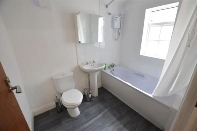 174 Boaler Street, Kensington, Liverpool L6 6AD