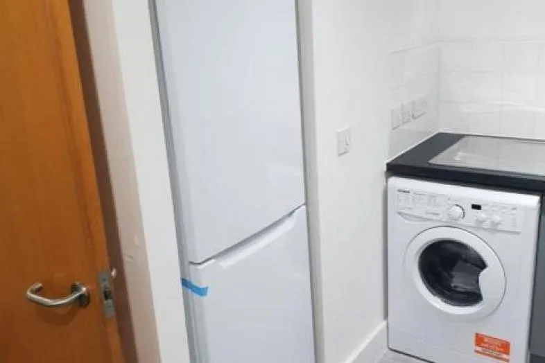 Flat 14, 73 Shandon Court, London Road, Liverpool L3 8HY
