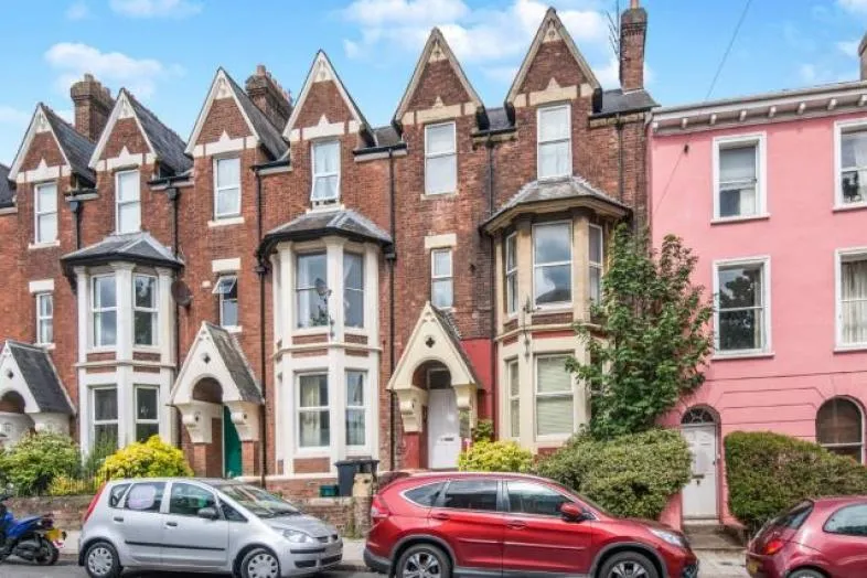 Flat 3, 16 St. Davids Hill, Exeter EX4 3RQ