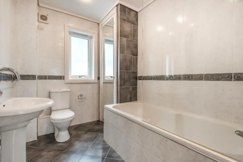 6 Upper Hillcrest, Perranporth, Cornwall TR6 0LA