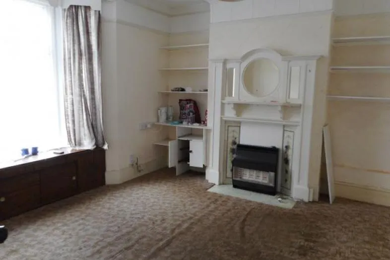 4 Dinham Road, Exeter EX4 4EE