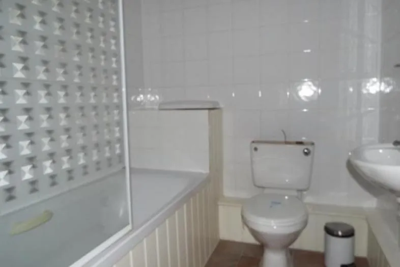 Flat 5, 28 Merton Road, Southsea, Hampshire PO5 2AQ