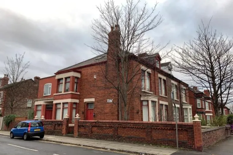 197 Warbreck Moor, Liverpool L9 4RR